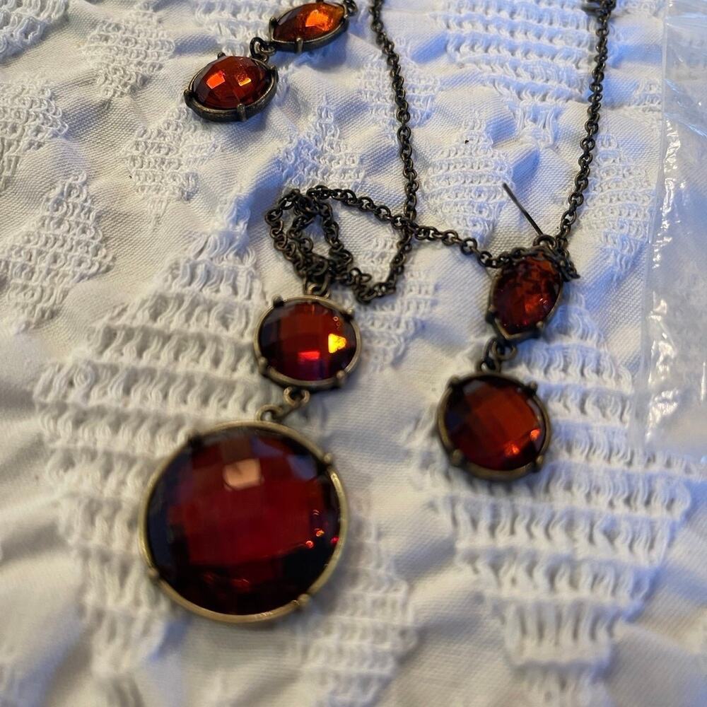 Premier Designs Necklace and earrings set dark Topaz